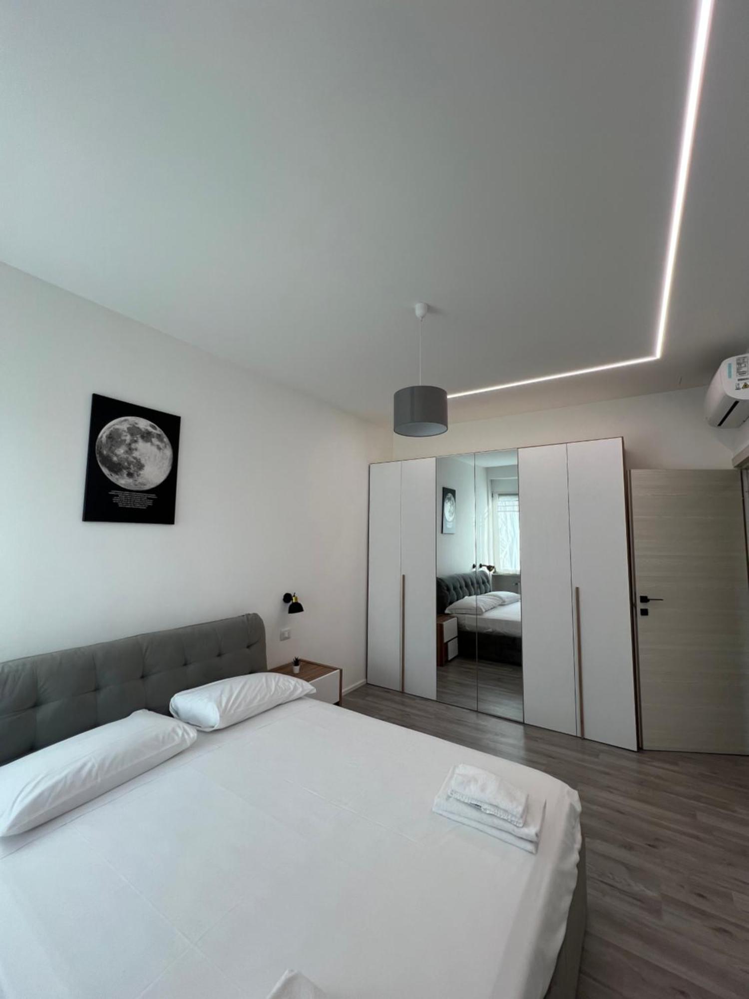 Imperial Bergamo Apartment Bagian luar foto