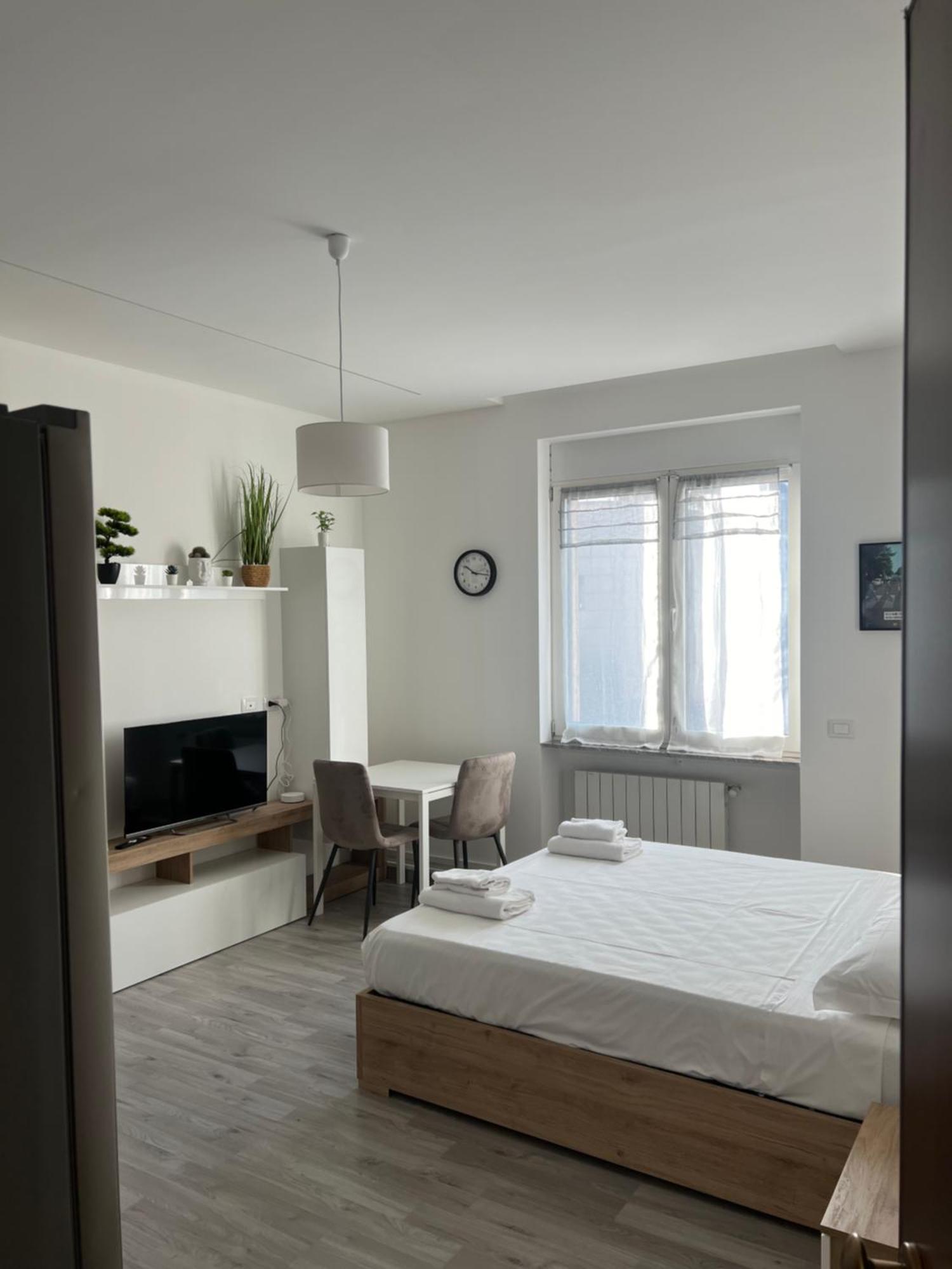 Imperial Bergamo Apartment Bagian luar foto